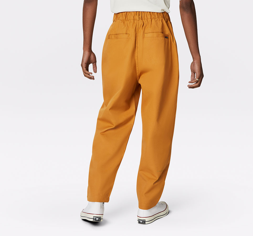Converse Shapes Triangle Front Chino