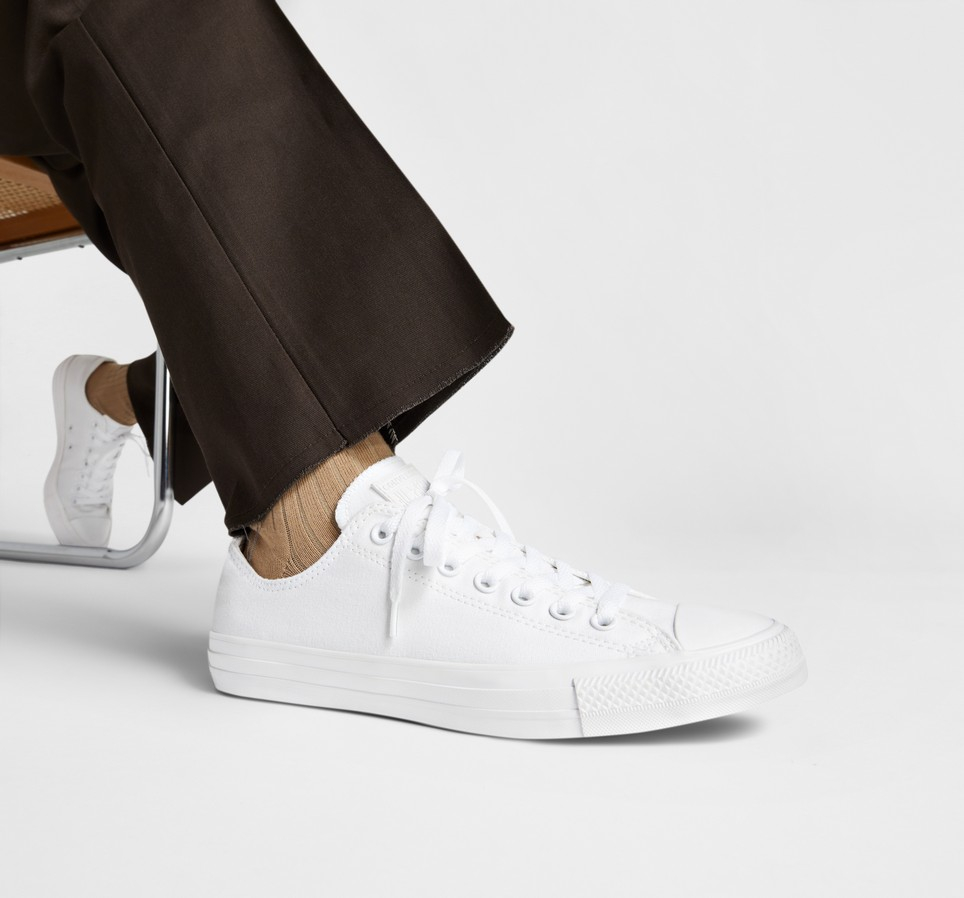 Chuck Taylor All Star Mono Canvas Low Top