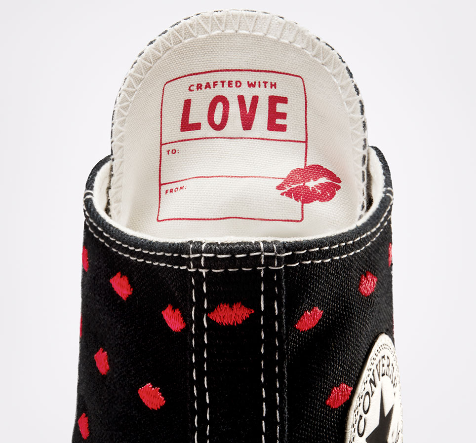 Chuck 70 Embroidered Lips