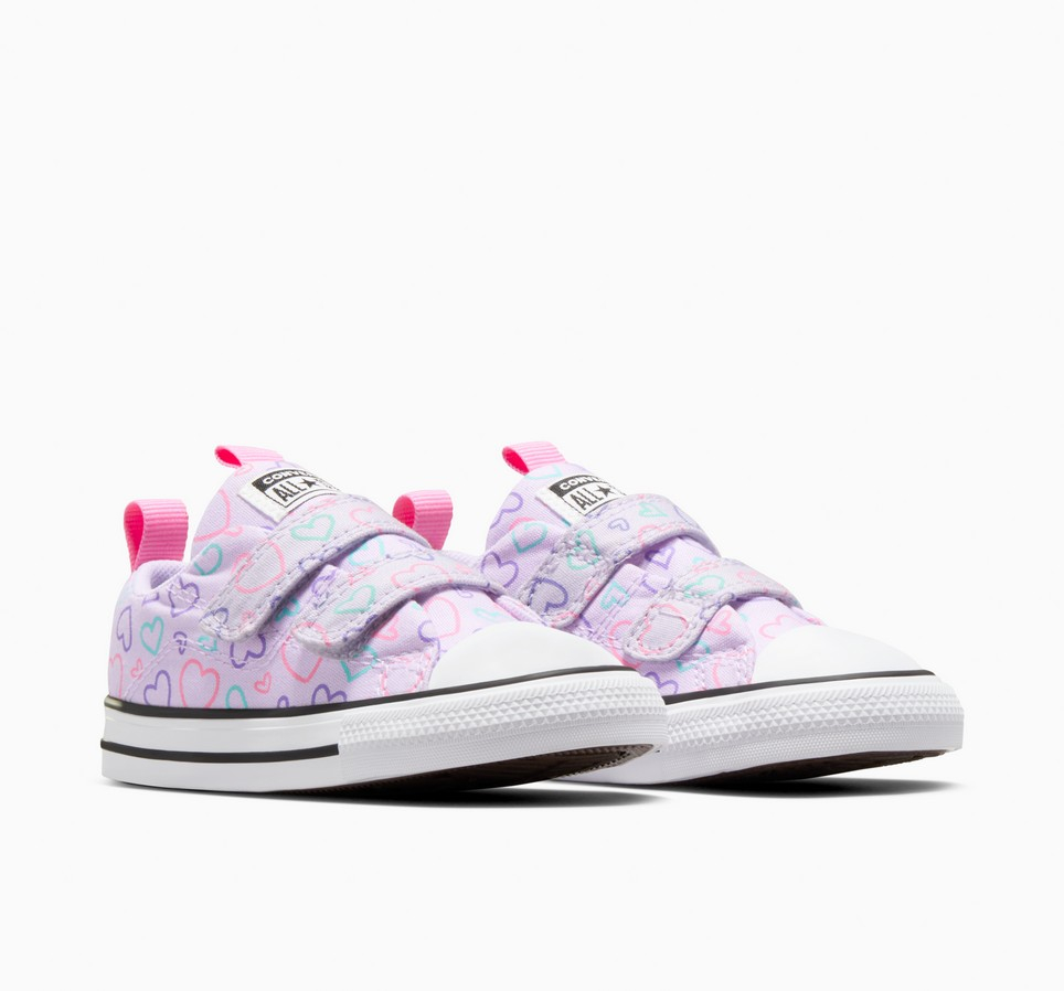 Chuck Taylor All Star Hearts Easy On