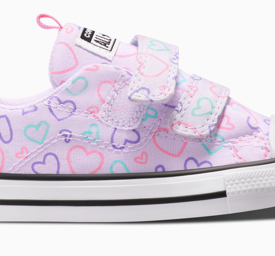 Chuck Taylor All Star Hearts Easy On