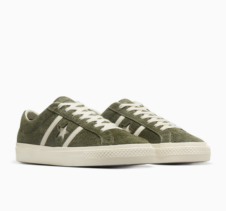 One Star Academy Pro Suede