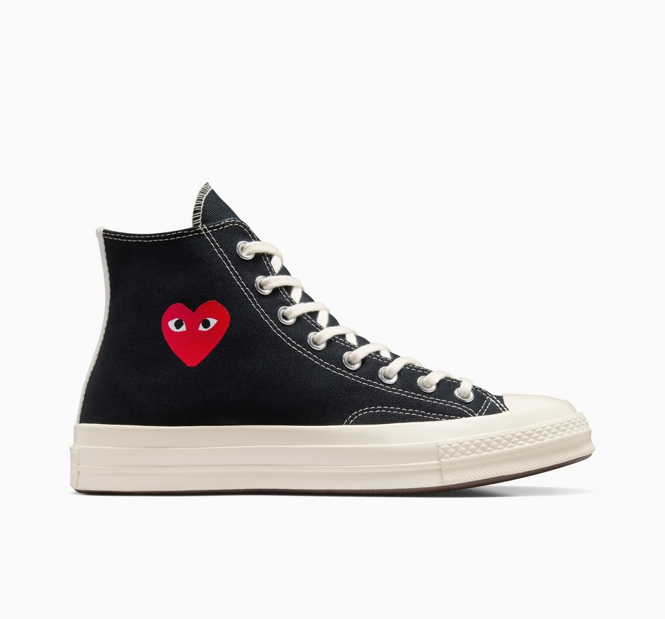 PLAY Comme des Garçons Single Heart Chuck 70