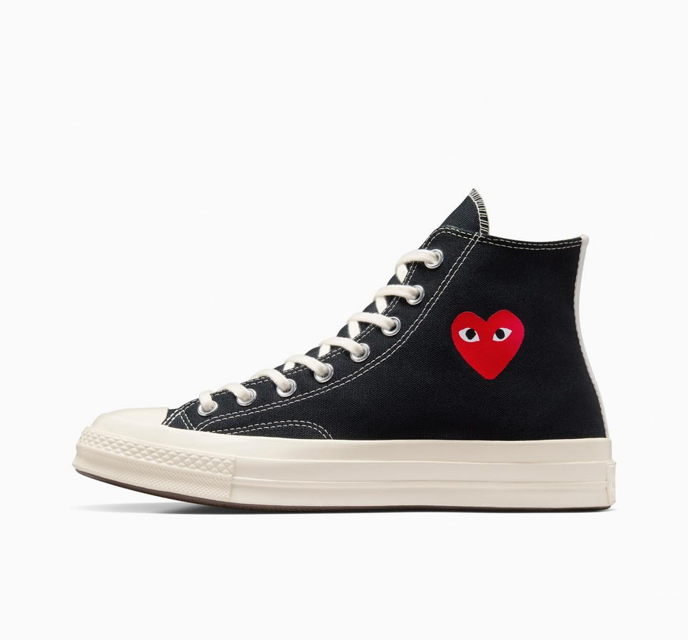PLAY Comme des Garçons Single Heart Chuck 70