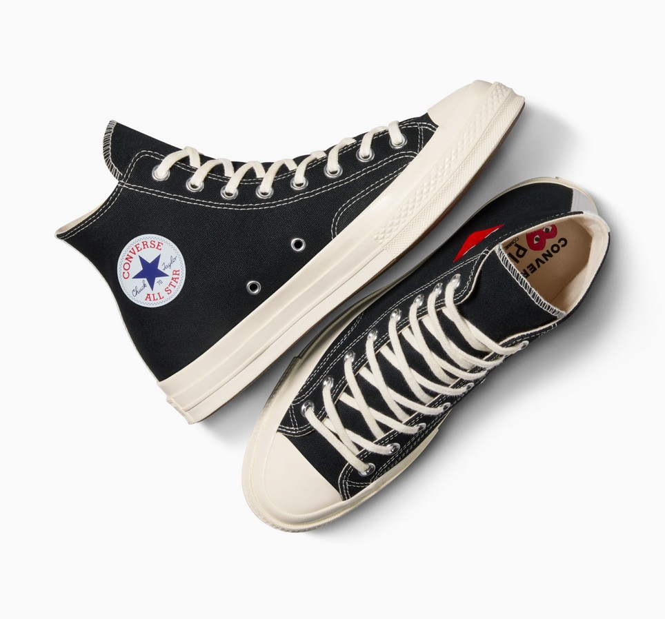 PLAY Comme Des Garçons Single Heart Chuck 70