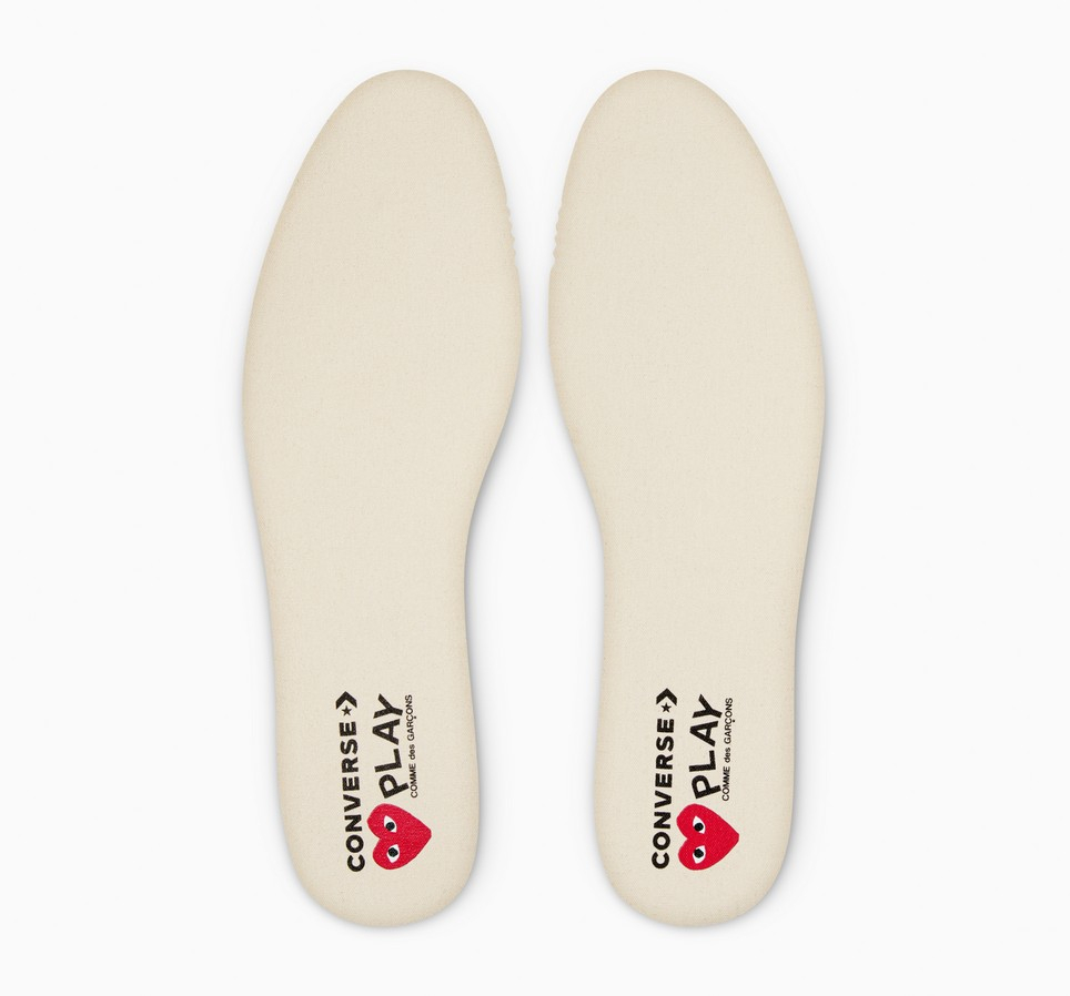 PLAY Comme Des Garçons Single Heart Chuck 70