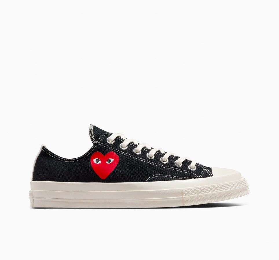 PLAY Comme des Garçons Single Heart Chuck 70