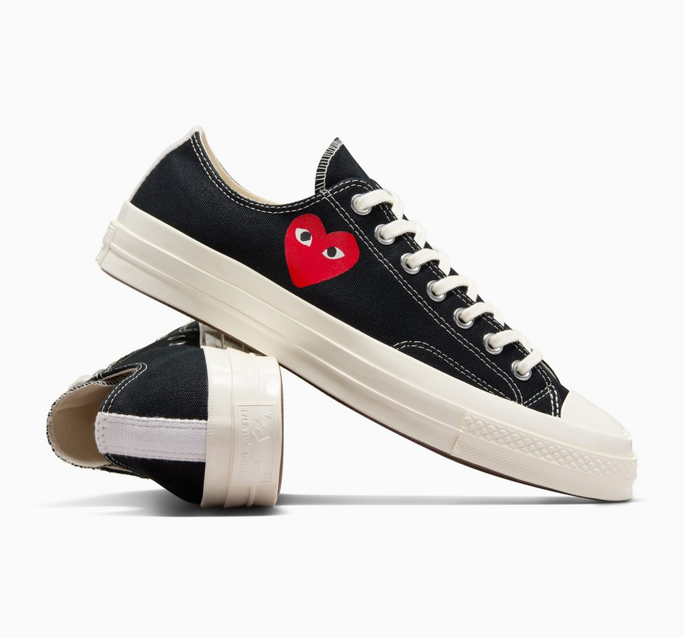 PLAY Comme des Garçons Single Heart Chuck 70