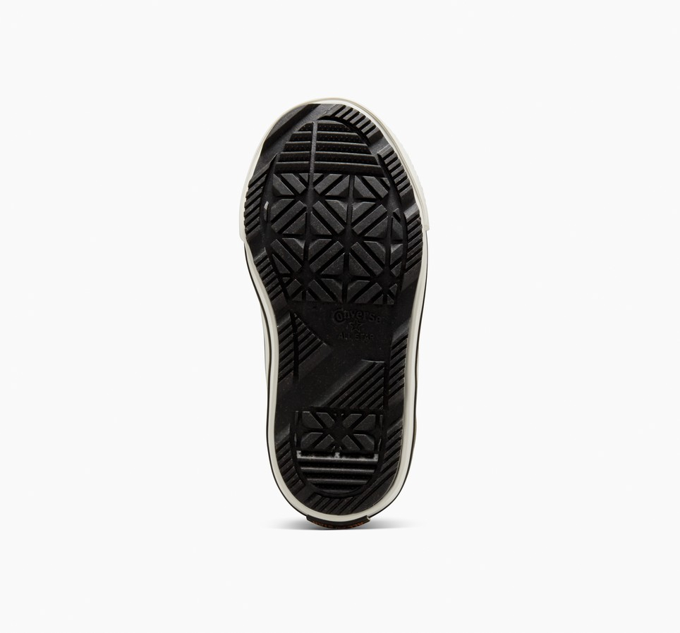 Chuck Taylor All Star Water-Repellent Malden Street Easy-On Boot