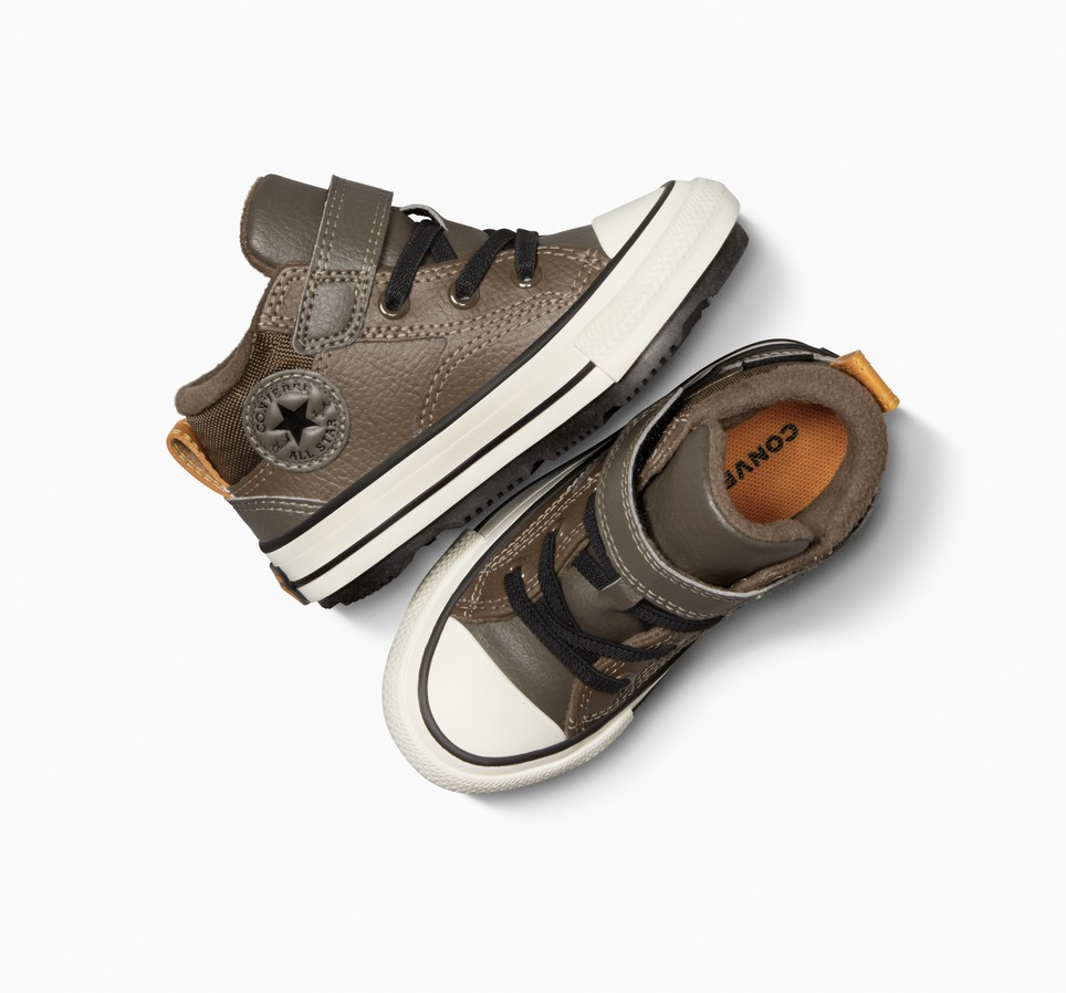 Chuck Taylor All Star Water-Repellent Malden Street Easy-On Boot