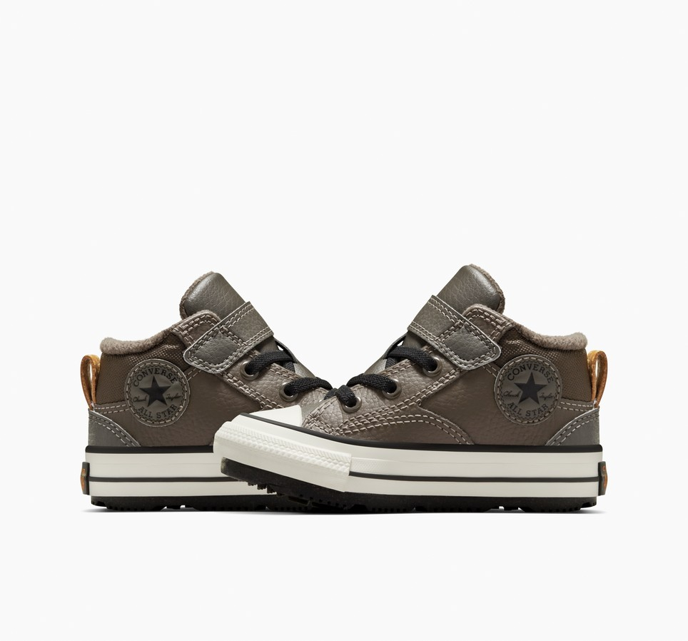 Chuck Taylor All Star Water-Repellent Malden Street Easy-On Boot
