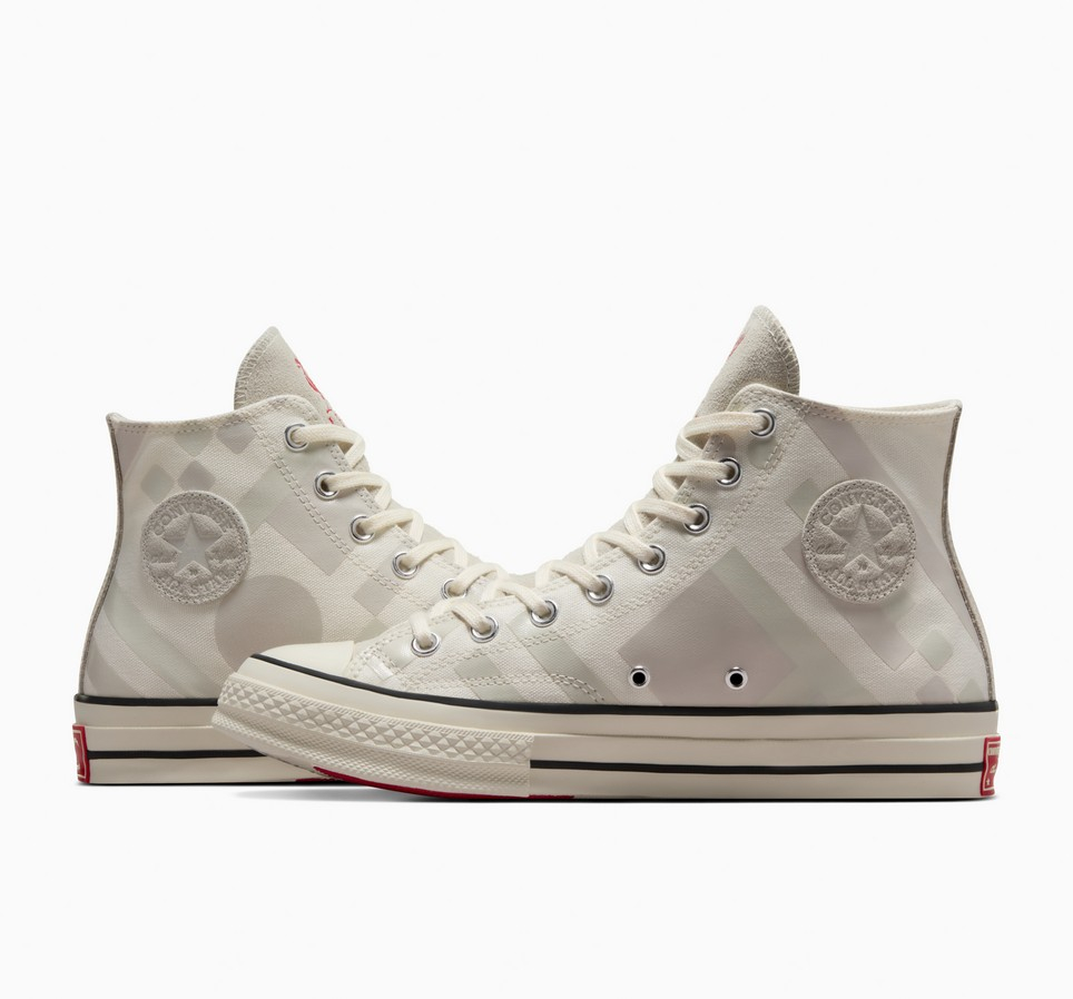 Converse x Liverpool FC Chuck 70