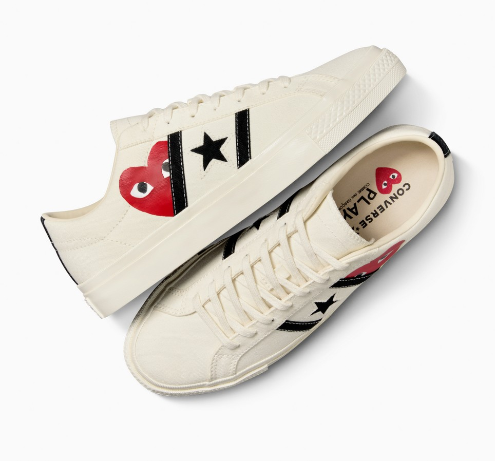 Converse x PLAY Comme des Garçons One Star Academy Pro
