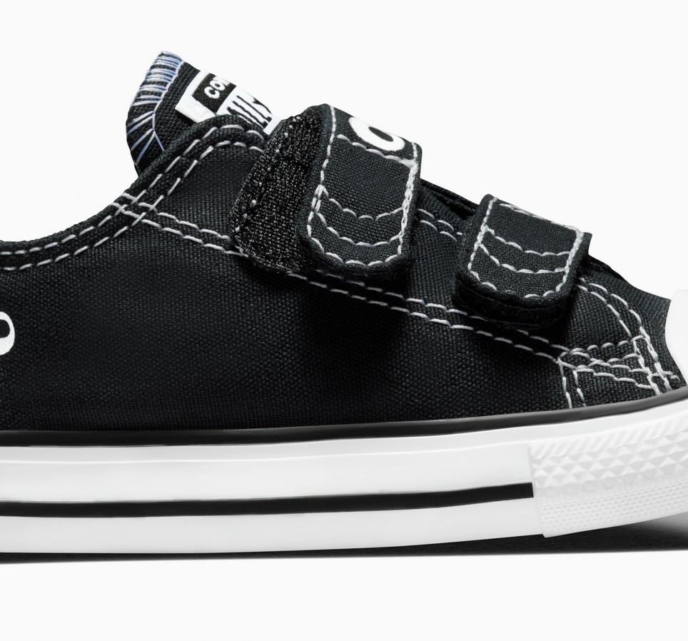 Chuck Taylor All Star 2V