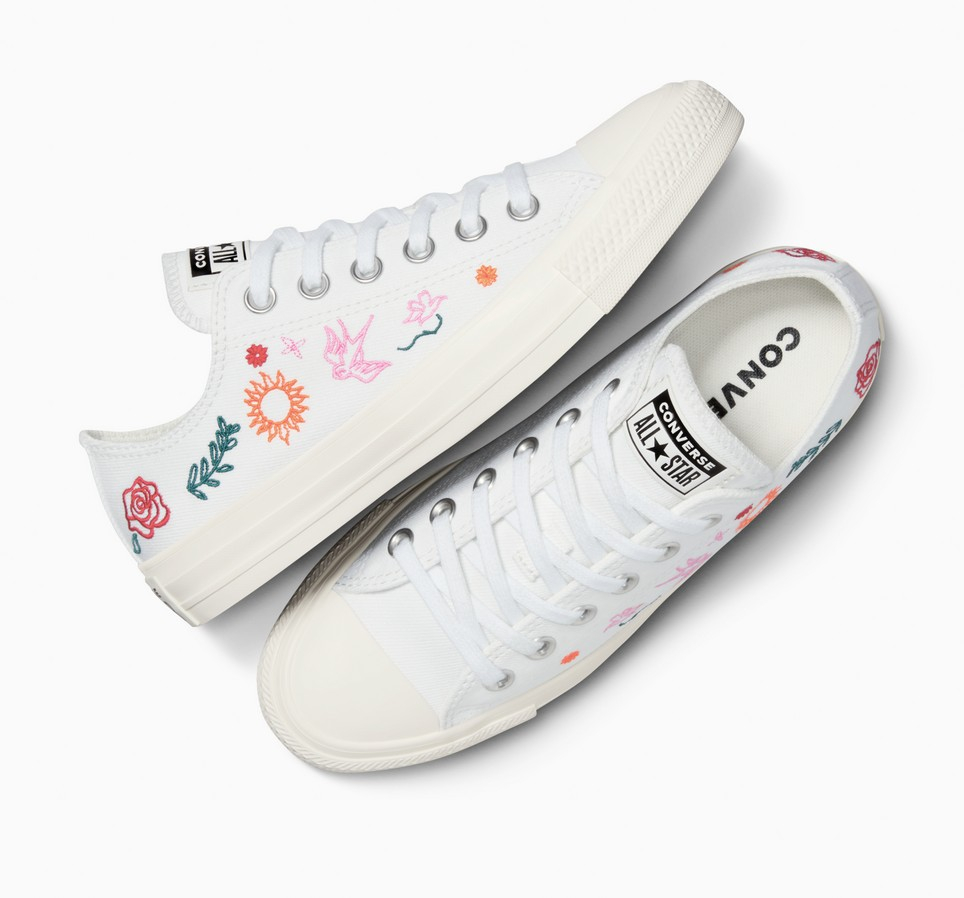 Chuck Taylor All Star Summer Embroidery
