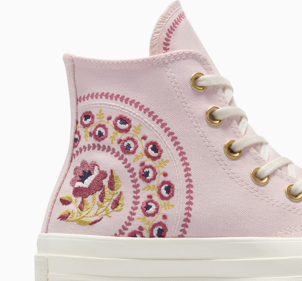 Chuck 70