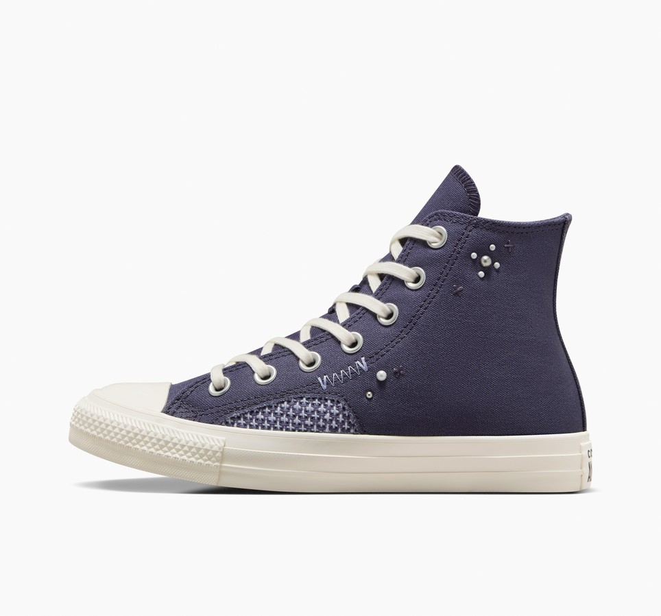 Chuck Taylor All Star Pearls & Studs