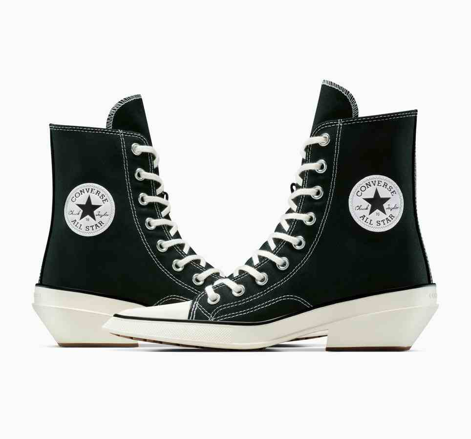 Chuck 70 De Luxe Pointed
