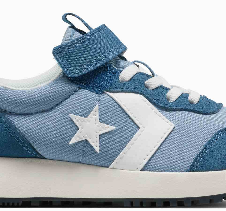 Converse Omega Trainer