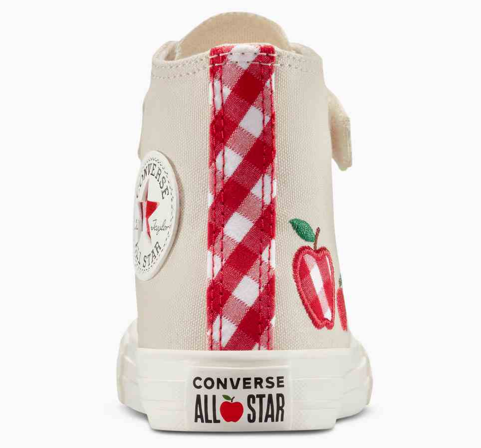 Chuck Taylor All Star 1V