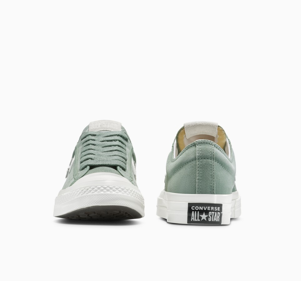 Star Player 76 Suede