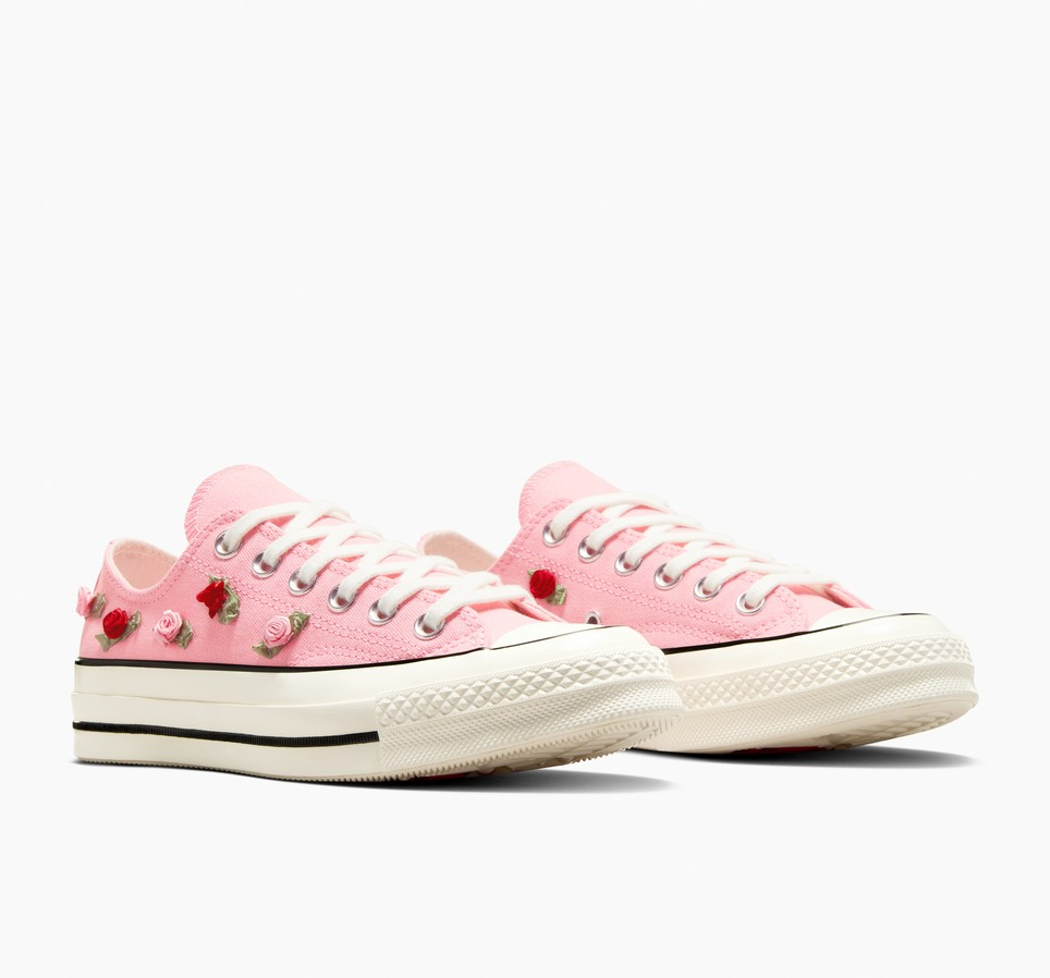 Chuck 70 Roses