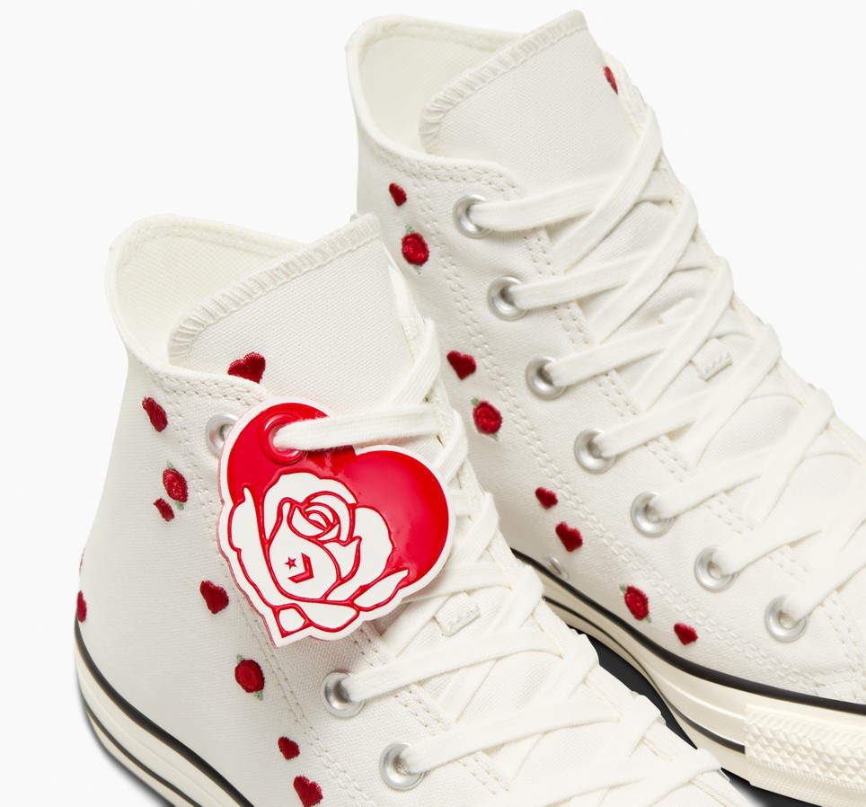 Chuck Taylor All Star Roses