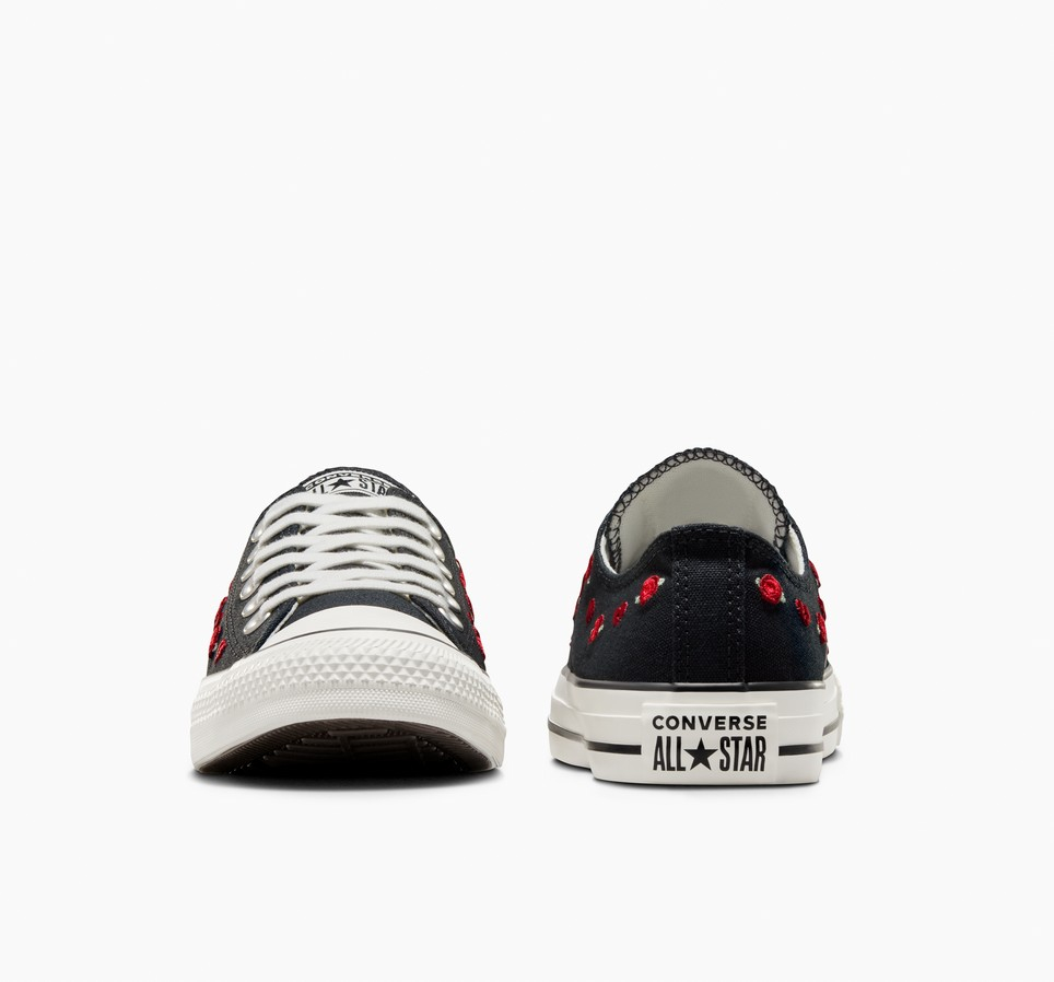 Chuck Taylor All Star Roses
