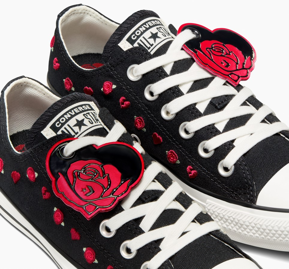 Chuck Taylor All Star Roses