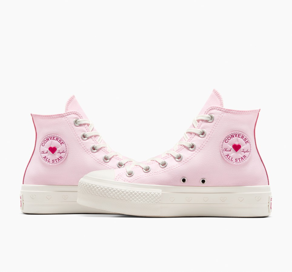Chuck Taylor All Star Lift Platform Hearts