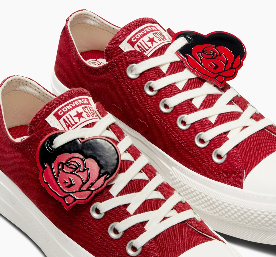 Chuck Taylor All Star Lift Platform Hearts