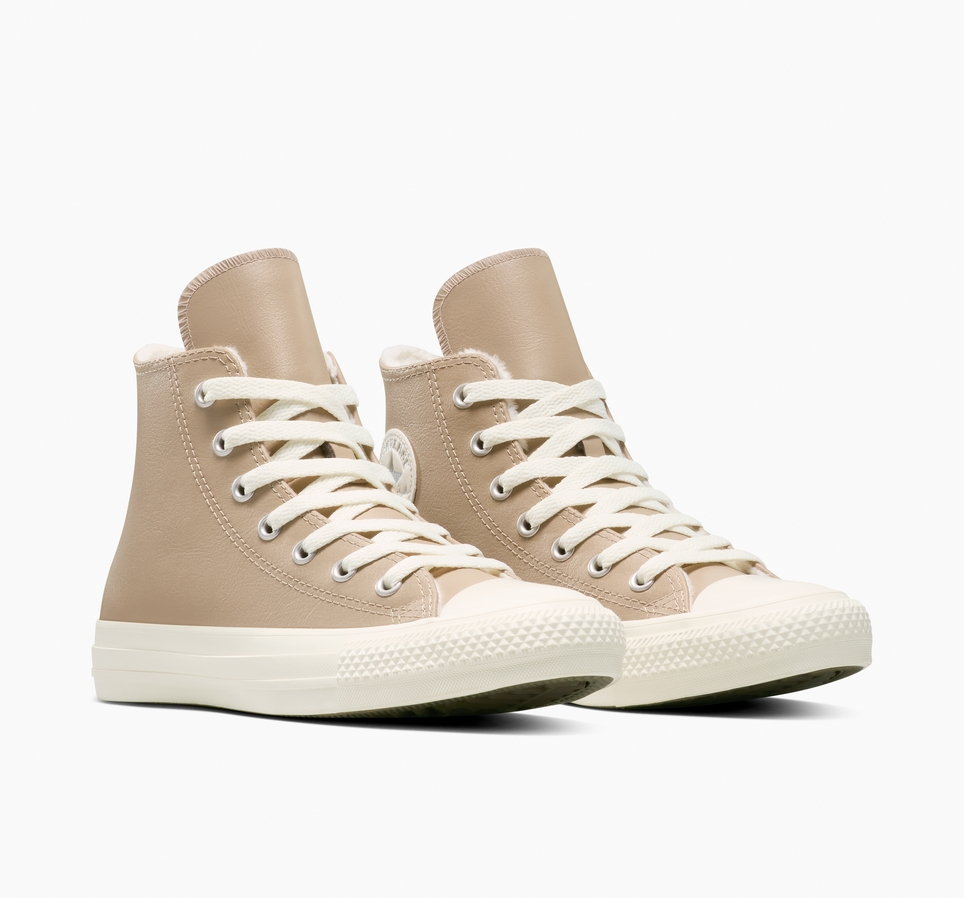 Chuck Taylor All Star Leather + Fuzzy-Lining