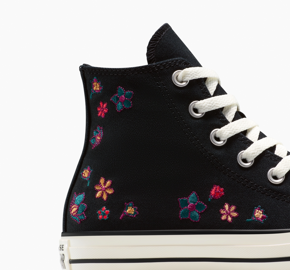 Chuck Taylor All Star Flowers