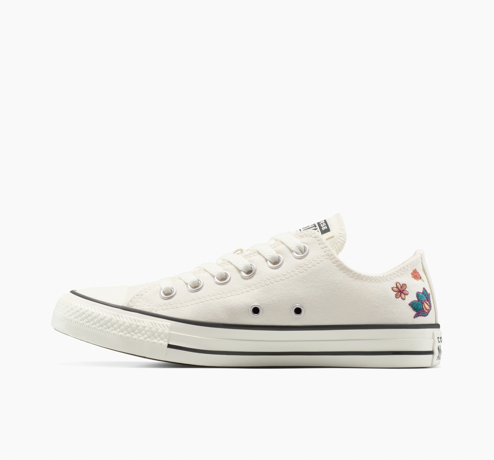 Chuck Taylor All Star Flowers