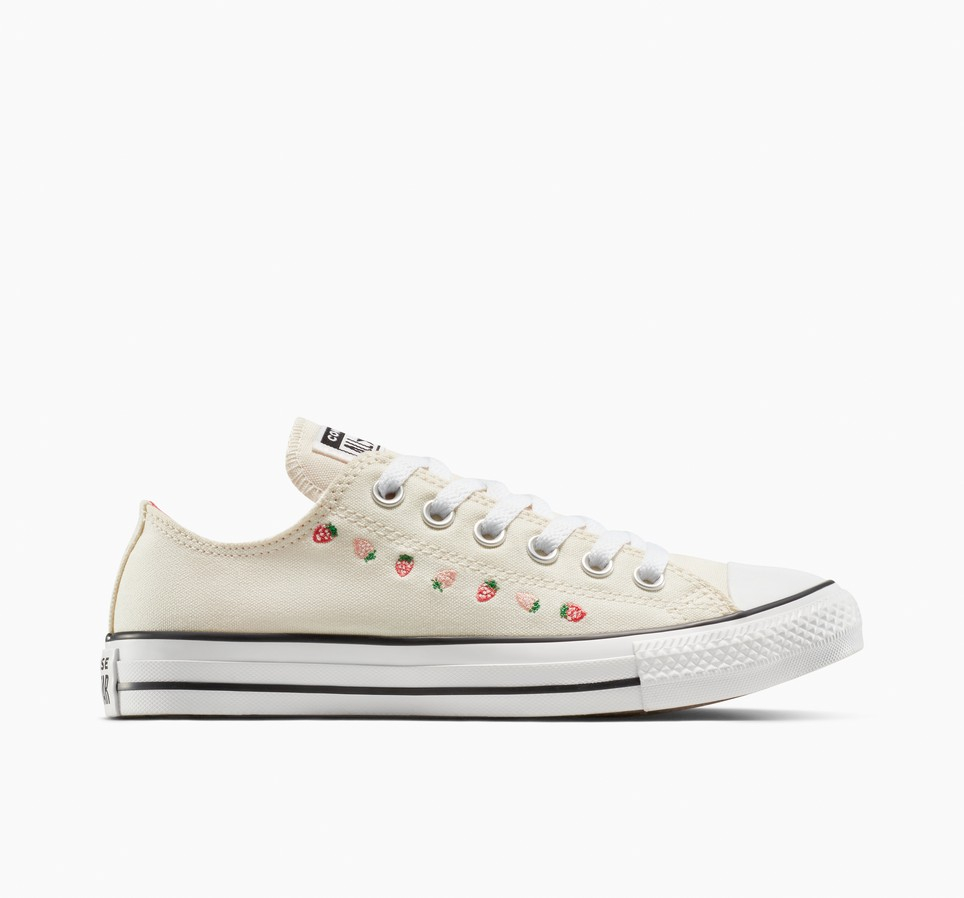 Chuck Taylor All Star Strawberries