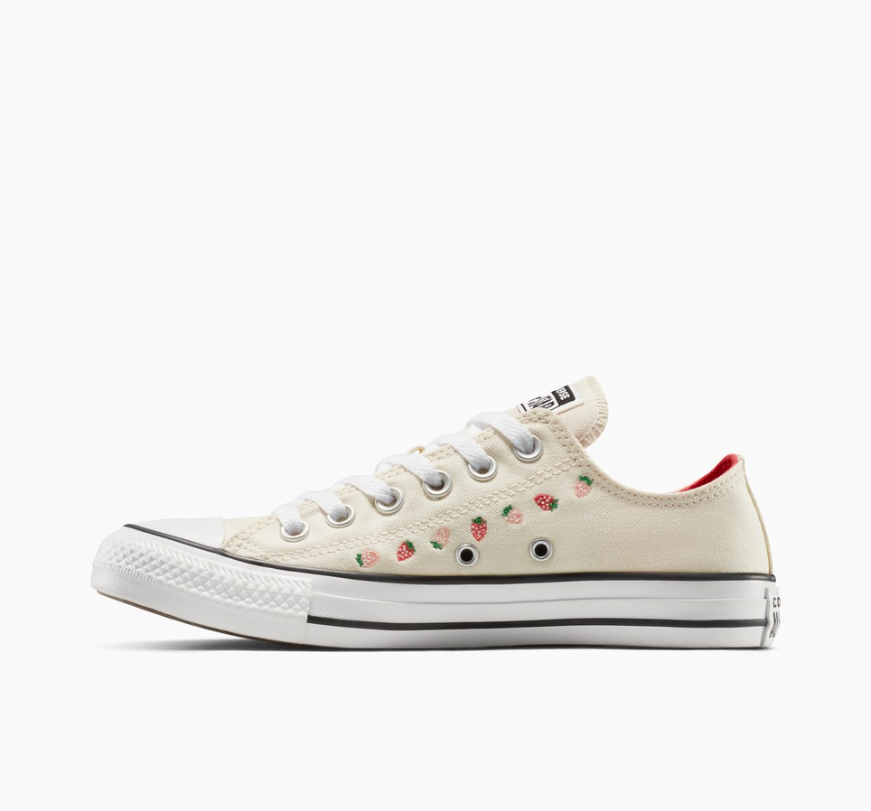 Chuck Taylor All Star Strawberries