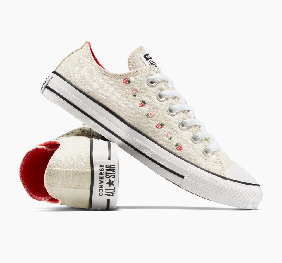 Chuck Taylor All Star Strawberries