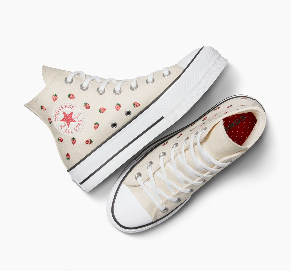Chuck Taylor All Star Lift Platform Embroidered Strawberries