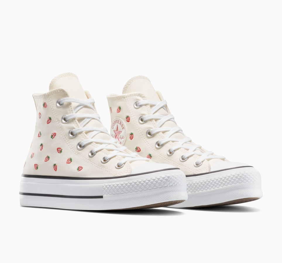 Chuck Taylor All Star Lift Platform Embroidered Strawberries