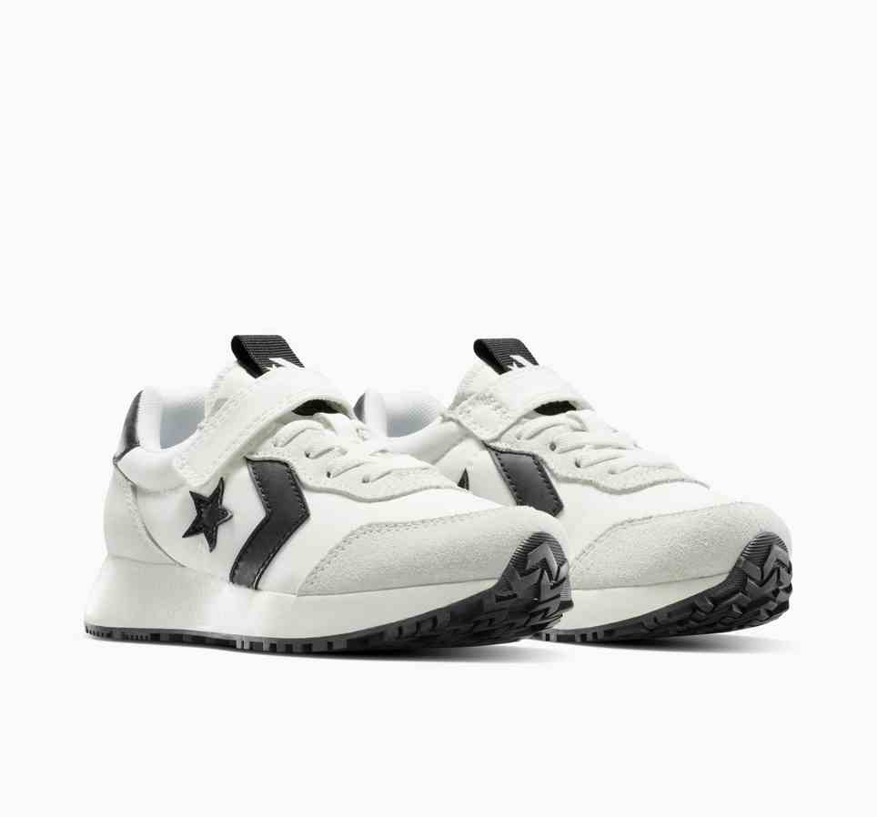 Converse Omega Trainer