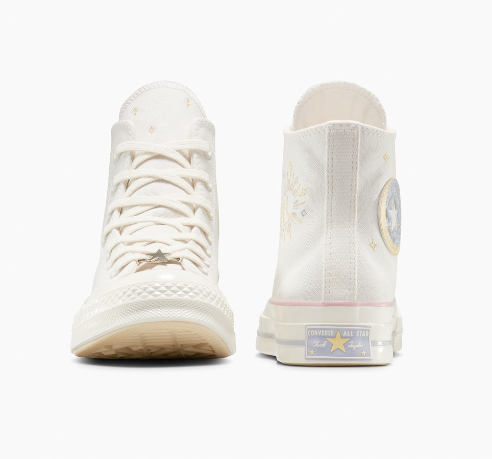 Chuck 70 Celestial