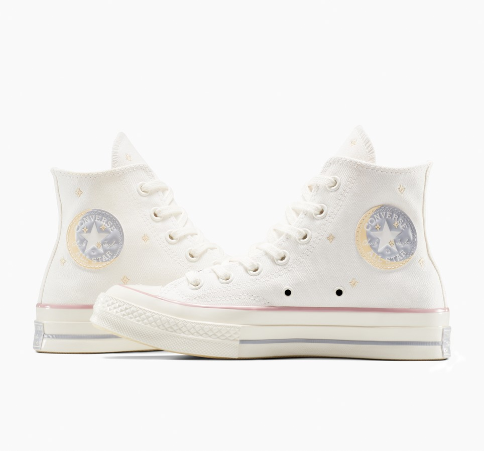 Chuck 70 Celestial