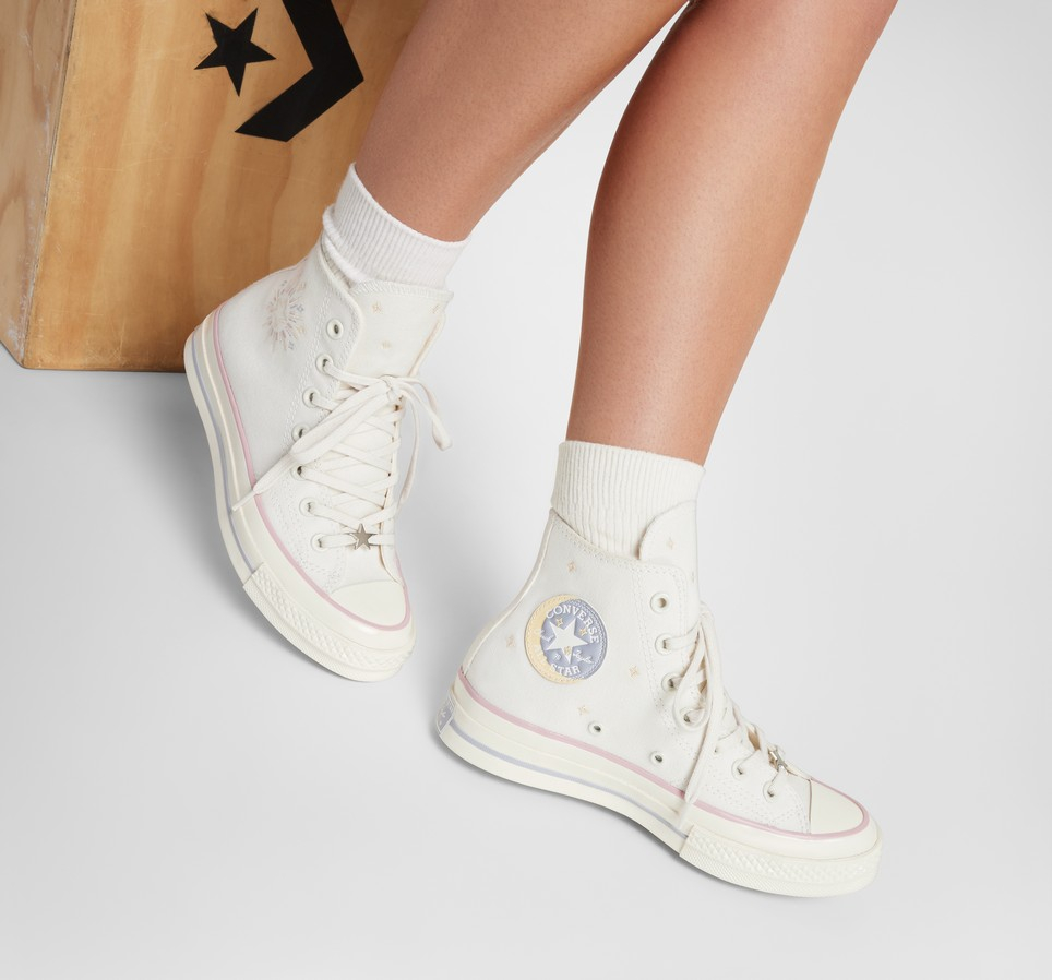 Chuck 70 Celestial