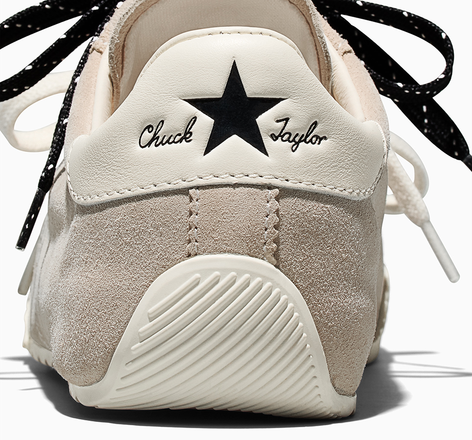 Chuck Taylor Lo