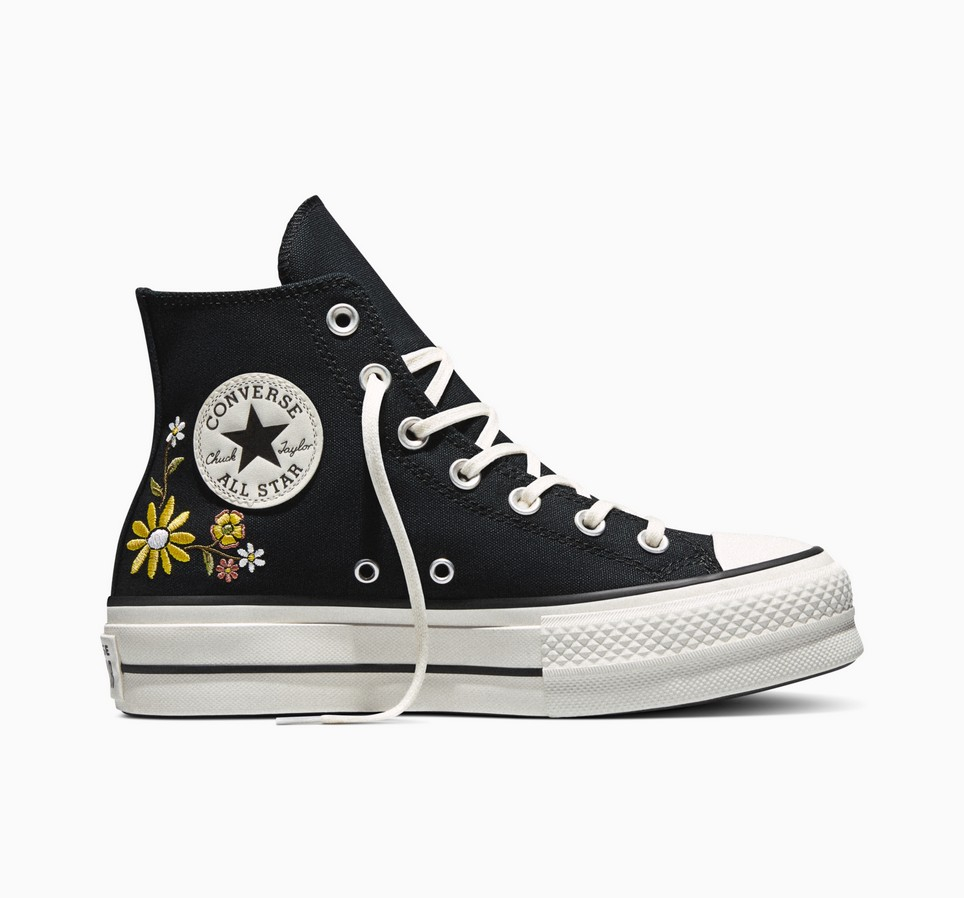 Chuck Taylor All Star Lift Embroidered Flowers