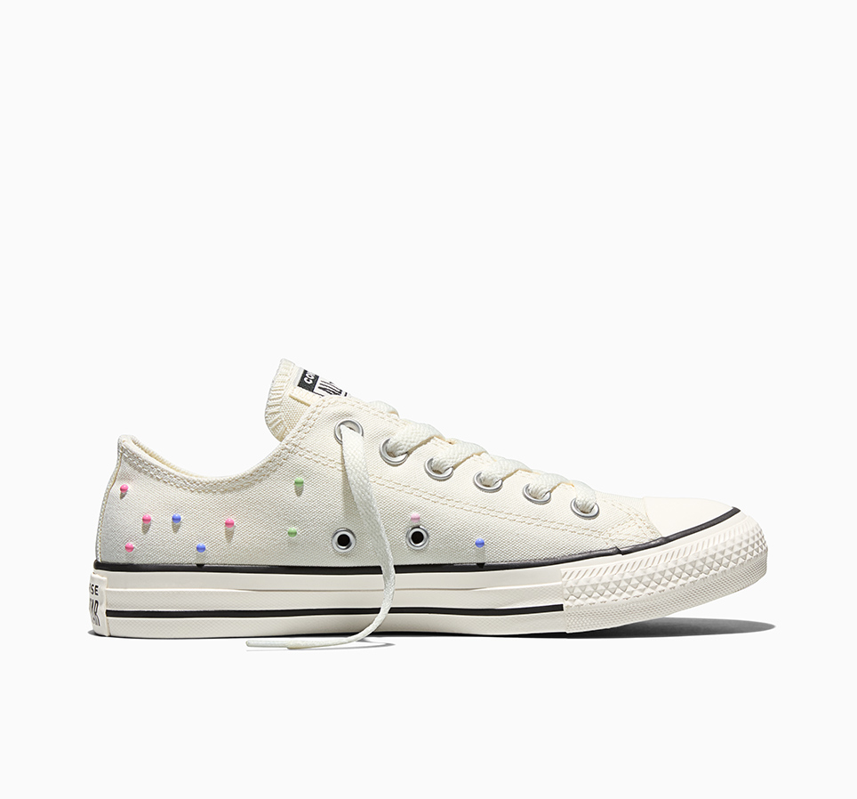 Chuck Taylor All Star Mini Studs