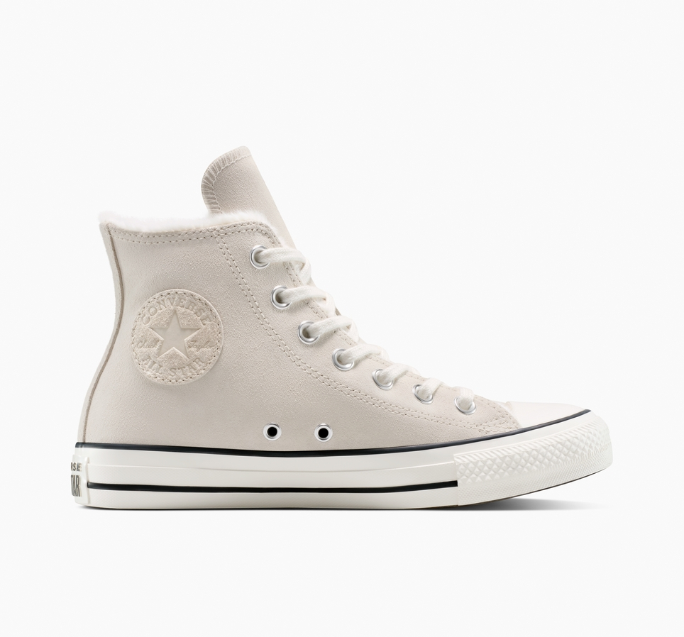 Chuck Taylor All Star Cozy Suede