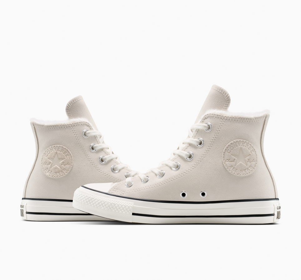 Chuck Taylor All Star Cozy Suede