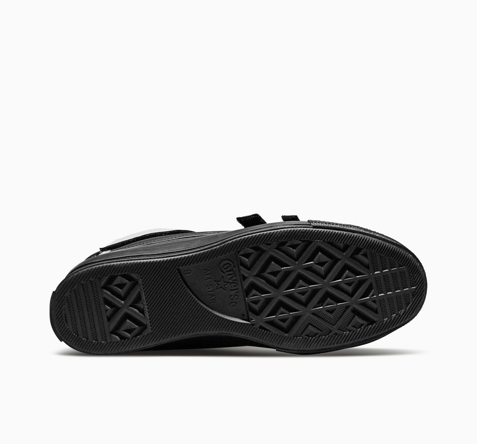 Chuck 70 Anonymous Club