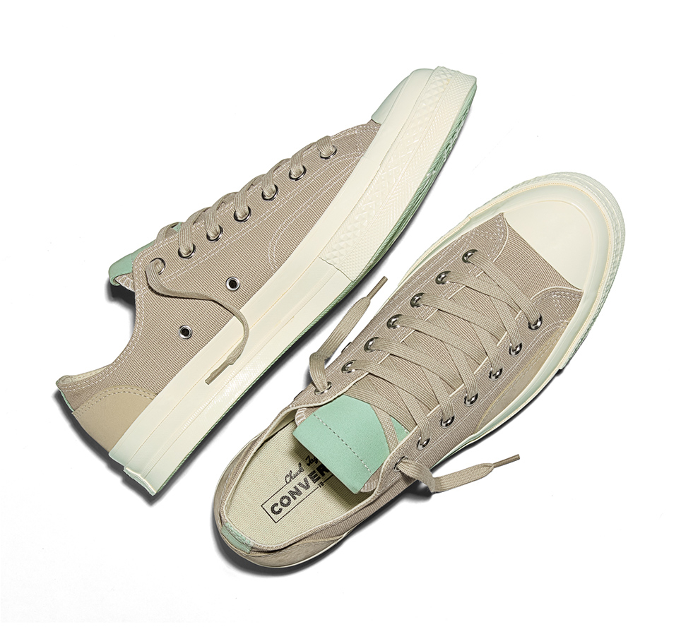 Chuck 70 Stars